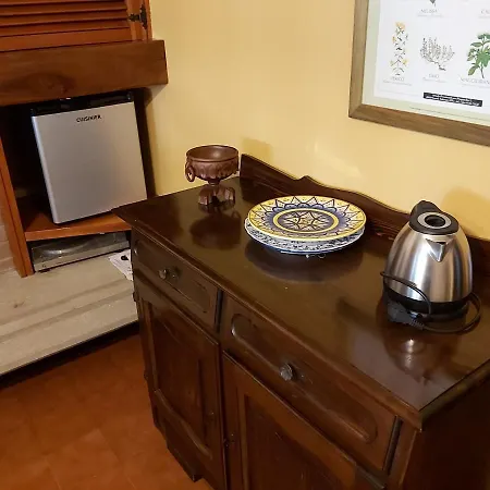 Rustic Chic Casa Salva Couette-café 4*